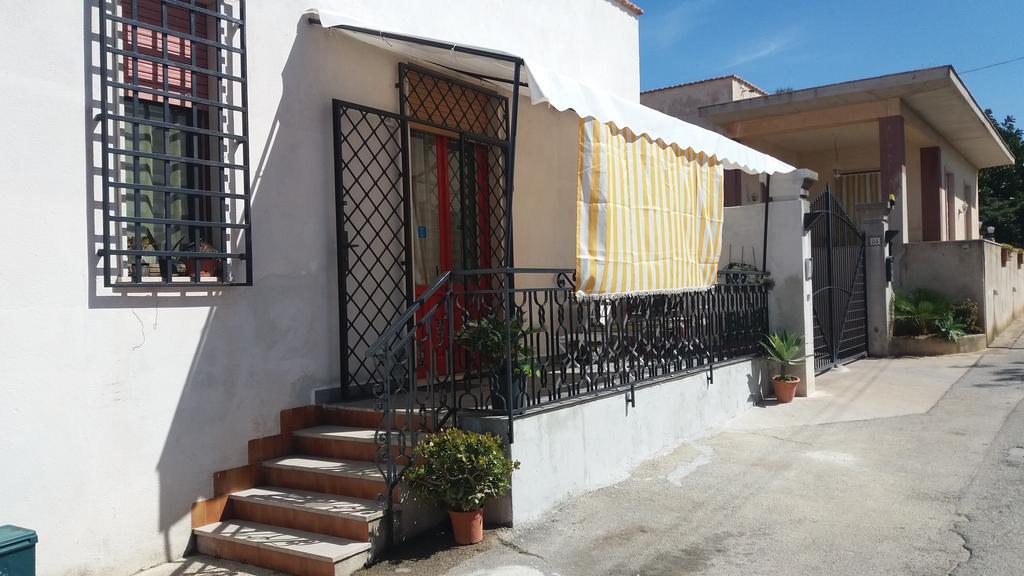 Casa Bianca Da Giusy Casa de hóspedes Birgi Vecchi Exterior foto